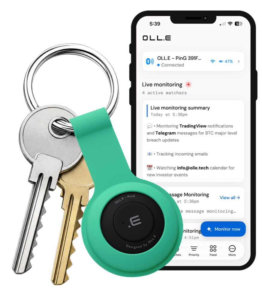 OLL.E PinG — a BLE alert device on a keychain, paired with the OLL.E app